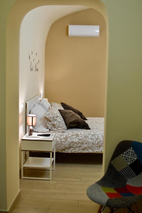 Bed and Breakfast Dimora Normanna à Aversa Extérieur photo