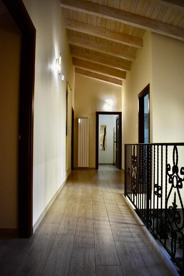 Bed and Breakfast Dimora Normanna à Aversa Extérieur photo