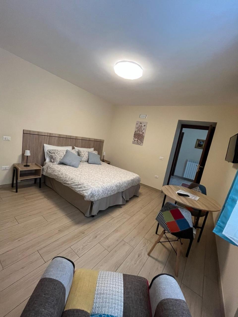 Bed and Breakfast Dimora Normanna à Aversa Extérieur photo